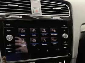 Volkswagen Golf (2018) thumbnail 29