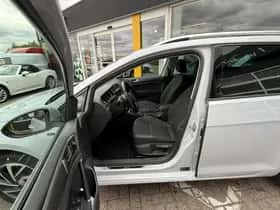 Volkswagen Golf (2018) thumbnail 7