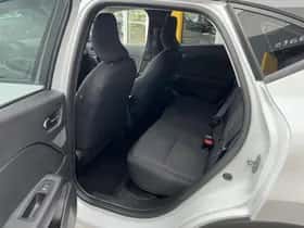 Renault Captur (2024) thumbnail 8