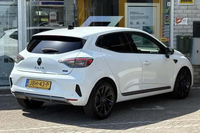 Renault Clio (2025) thumbnail 6