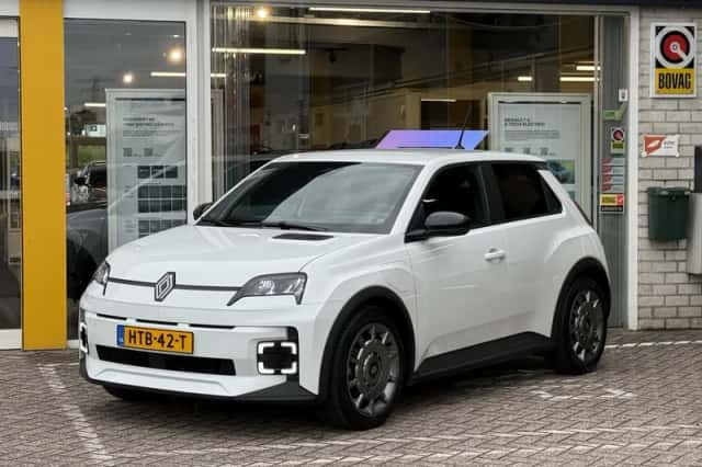 Renault 5 (2025) thumbnail 5