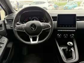 Renault Clio (2022) thumbnail 3