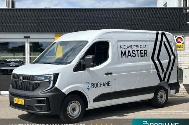 Renault Master (2024) thumbnail 1