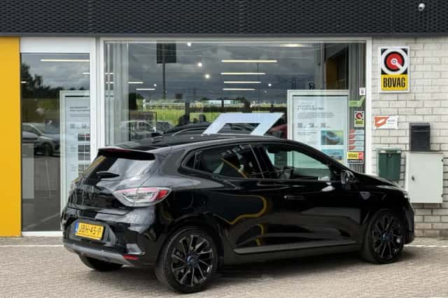 Renault Clio (2025) thumbnail 2