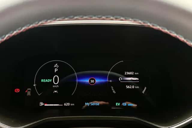 Renault Clio (2025) thumbnail 4