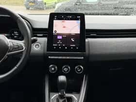 Renault Clio (2024) thumbnail 10