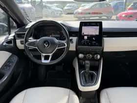 Renault Clio (2022) thumbnail 3