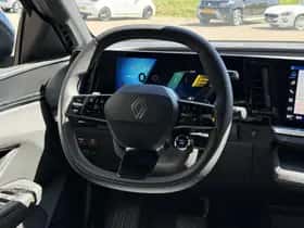 Renault Mégane E-Tech (2025) thumbnail 7