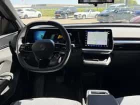 Renault Mégane E-Tech (2025) thumbnail 8