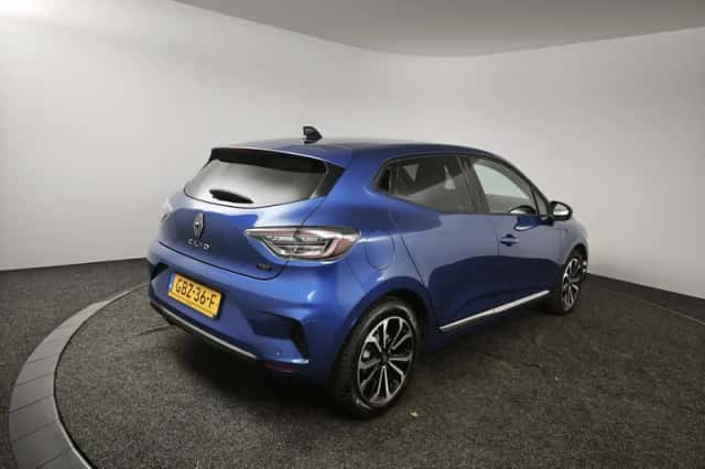 Renault Clio (2024) thumbnail 2