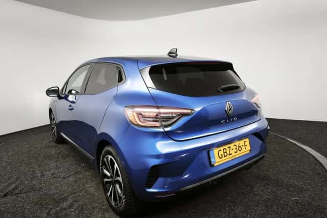 Renault Clio (2024) thumbnail 6