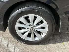 Škoda Kamiq (2020) thumbnail 24
