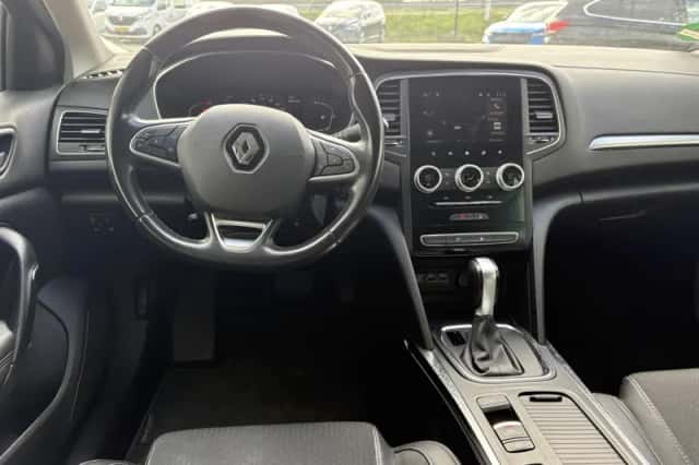 Renault Mégane (2021) thumbnail 3