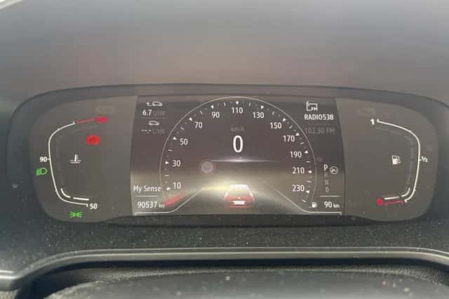 Renault Mégane (2021) thumbnail 4