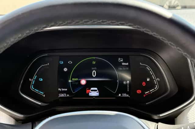 Renault Clio (2021) thumbnail 4