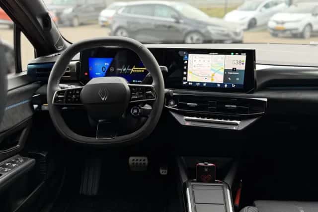 Renault Clio (2026) thumbnail 3