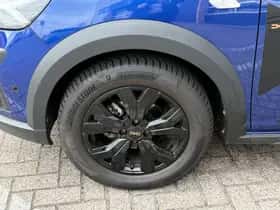 Dacia Sandero Stepway (2024) thumbnail 24