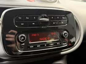 Smart Forfour (2017) thumbnail 18