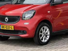 Smart Forfour (2017) thumbnail 4