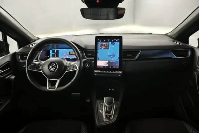 Renault Captur (2025) thumbnail 3