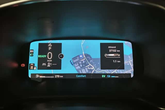 Renault Captur (2025) thumbnail 4