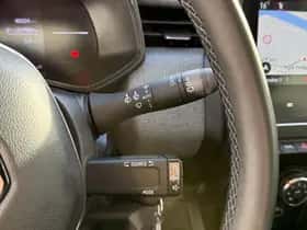 Renault Clio (2024) thumbnail 25
