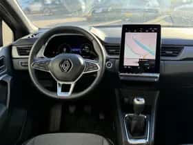 Renault Captur (2024) thumbnail 3