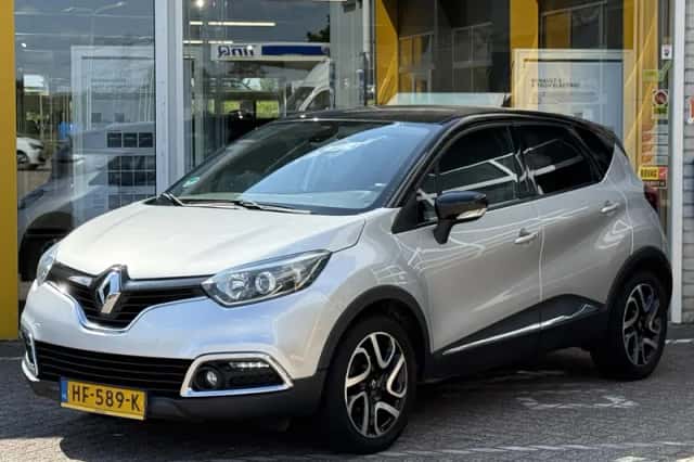 Renault Captur (2015) thumbnail 2