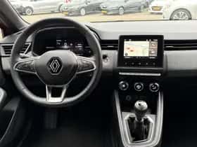Renault Clio (2024) thumbnail 17