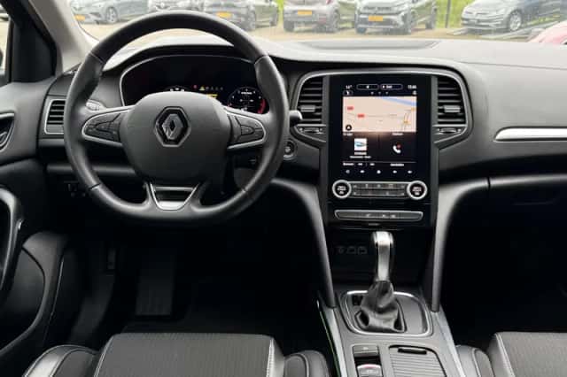 Renault Mégane (2023) thumbnail 6