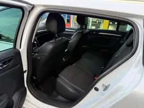 Renault Mégane (2023) thumbnail 8