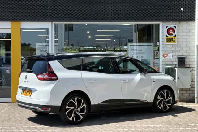 Renault Grand Scénic (2018) thumbnail 2