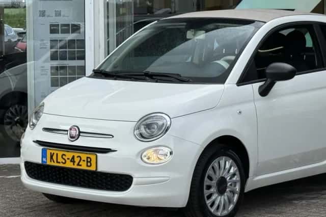 Fiat 500C (2023) thumbnail 5