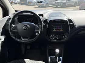 Renault Captur (2019) thumbnail 3