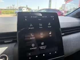 Renault Clio (2024) thumbnail 25