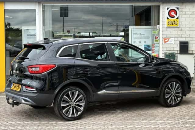Renault Kadjar (2020) thumbnail 2