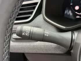 Renault Clio (2023) thumbnail 31