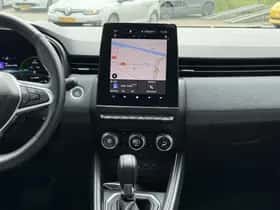 Renault Clio (2023) thumbnail 10