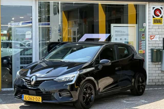 Renault Clio (2021) thumbnail 2