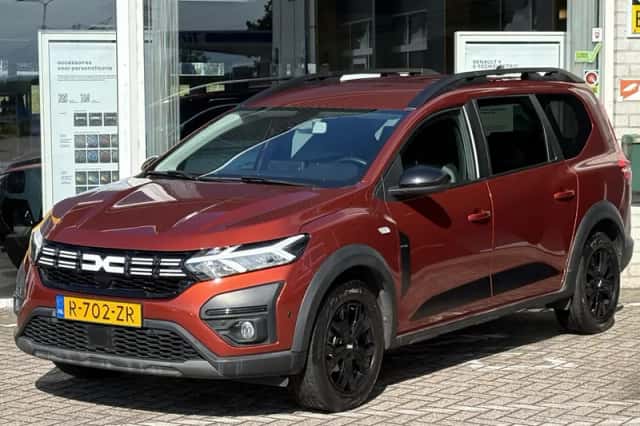 Dacia Jogger (2022) thumbnail 5