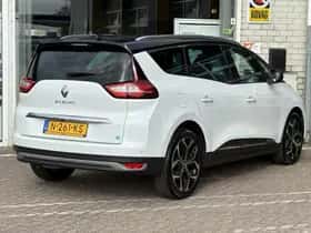 Renault Grand Scénic (2021) thumbnail 2