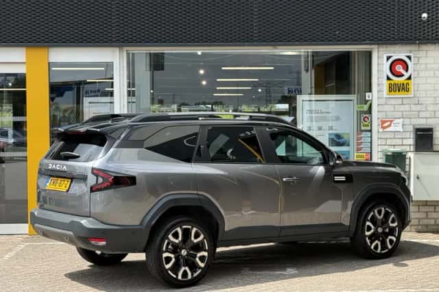 Dacia Bigster (2025) thumbnail 2