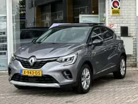 Renault Captur (2021) thumbnail 2