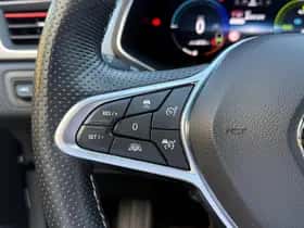Renault Captur (2021) thumbnail 14