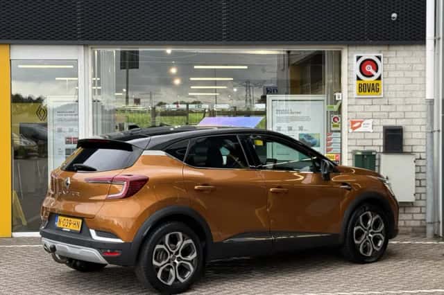 Renault Captur (2019) thumbnail 2