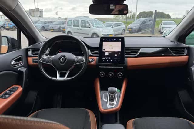 Renault Captur (2019) thumbnail 3