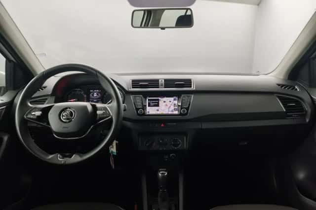 Škoda Fabia (2021) thumbnail 3
