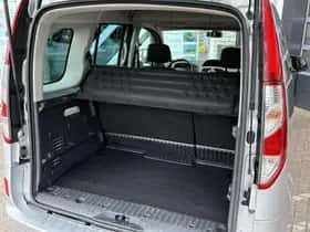 Renault Kangoo (2016) thumbnail 9