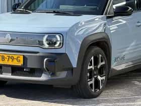 Renault 4 (2025) thumbnail 16