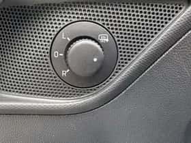 Škoda Rapid (2016) thumbnail 17